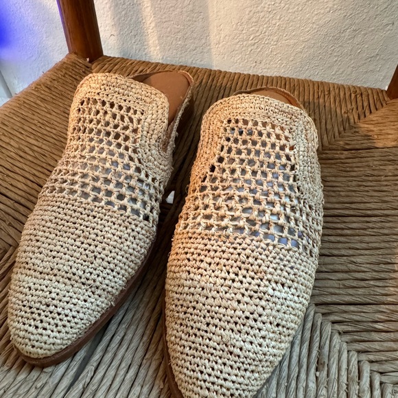 Robert Clergerie Antes Slide 39 9 Raffia Slide NEW - Picture 3 of 7